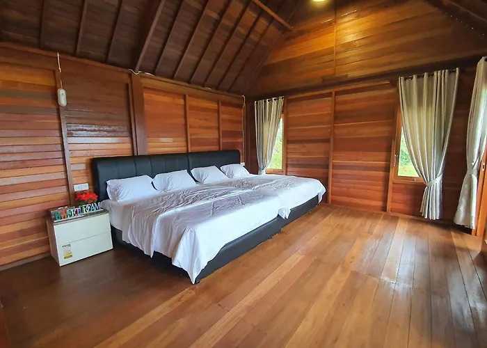 Flower Hill Bali 'villa Bukit Berbunga Bali' Villa *